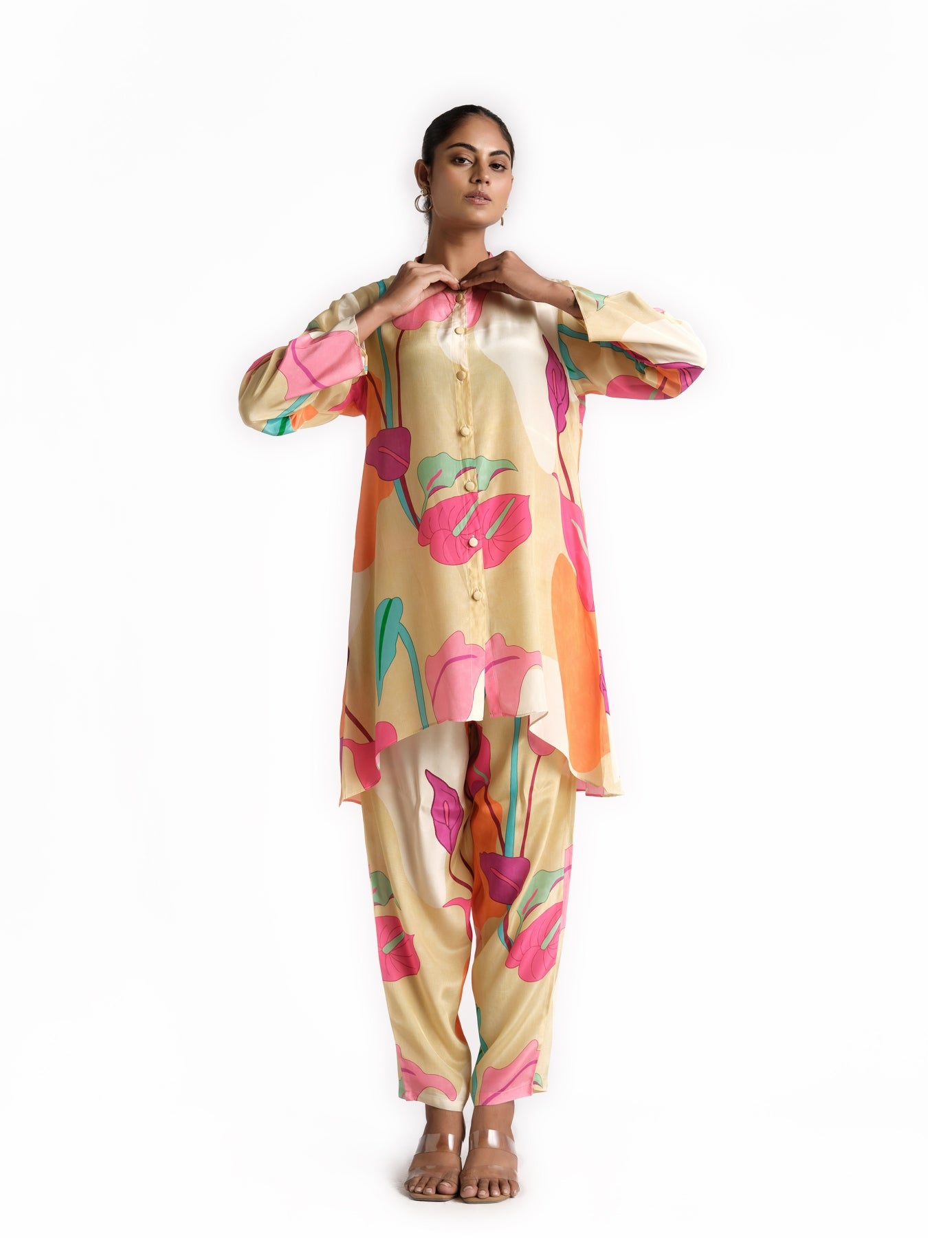 Cream flower print set